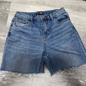 Fashion Nova Blue Denim Cropped Jeans